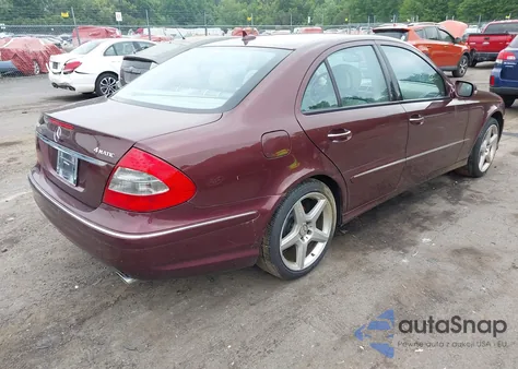 2008 Mercedes-Benz E 350 4Matic z USA, uszkodzony, nr VIN WDBUF87X78B264252